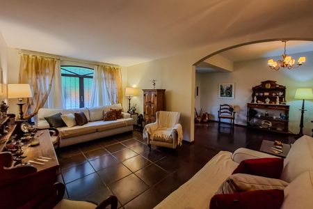 Casa para alugar com 240m², 4 quartos e 1 vaga Casa para alugar com 240m², 4 quartos e 1 vagaSala