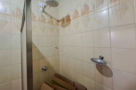 Casa para alugar com 240m², 4 quartos e 1 vaga Casa para alugar com 240m², 4 quartos e 1 vagaBanheiro de Serviço