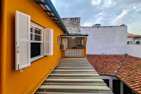 Casa para alugar com 240m², 4 quartos e 1 vaga Casa para alugar com 240m², 4 quartos e 1 vagaVista da Varanda do Quarto 2