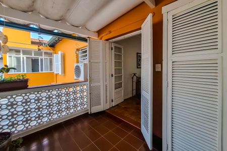 Casa para alugar com 240m², 4 quartos e 1 vaga Casa para alugar com 240m², 4 quartos e 1 vagaVaranda da Suíte