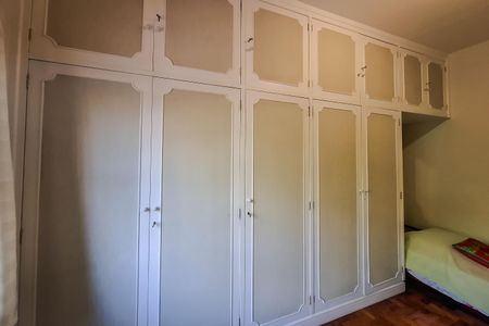 Casa para alugar com 240m², 4 quartos e 1 vaga Casa para alugar com 240m², 4 quartos e 1 vagaQuarto 2