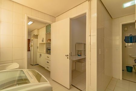 Apartamento para alugar com 104m², 2 quartos e 2 vagasCÁrea de Serviço