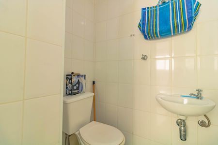 Apartamento para alugar com 104m², 2 quartos e 2 vagasBanheiro de Serviço