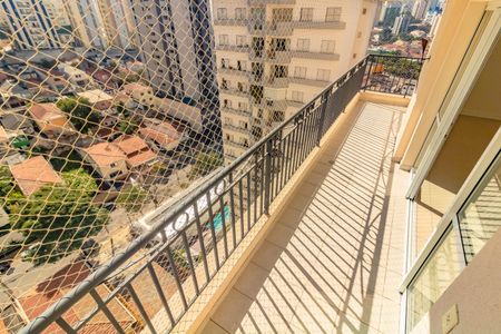 Apartamento para alugar com 104m², 2 quartos e 2 vagasSala