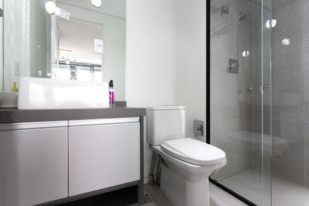 Apartamento para alugar com 35m², 1 quarto e 1 vaga Apartamento para alugar com 35m², 1 quarto e 1 vagaBanheiro