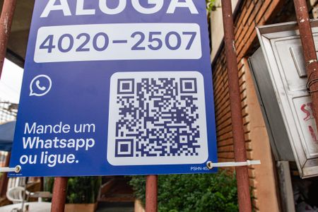 Studio para alugar com 25m², 1 quarto e 1 vaga Studio para alugar com 25m², 1 quarto e 1 vagaPlaca