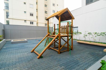 Apartamento à venda com 125m², 3 quartos e 1 vaga Apartamento à venda com 125m², 3 quartos e 1 vagaÁrea comum - Playground