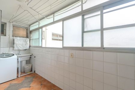 Apartamento à venda com 232m², 3 quartos e 2 vagasÁrea de Serviço