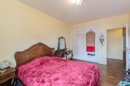 Apartamento à venda com 232m², 3 quartos e 2 vagasQuarto 2