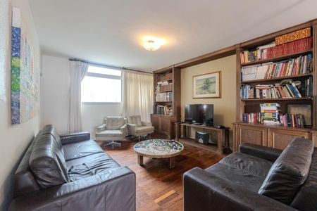 Apartamento à venda com 232m², 3 quartos e 2 vagasSala