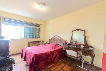 Apartamento à venda com 232m², 3 quartos e 2 vagasQuarto 2