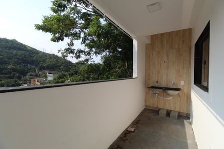 Casa de condomínio para alugar com 160m², 2 quartos e 1 vagaVaranda dos fundos