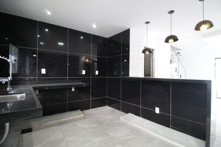 Casa de condomínio para alugar com 160m², 2 quartos e 1 vagaCozinha