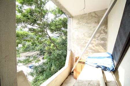 Casa de condomínio para alugar com 160m², 2 quartos e 1 vagaSuíte - Varanda