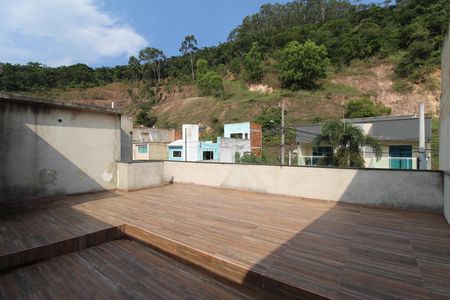 Casa de condomínio para alugar com 160m², 2 quartos e 1 vagaTerraço
