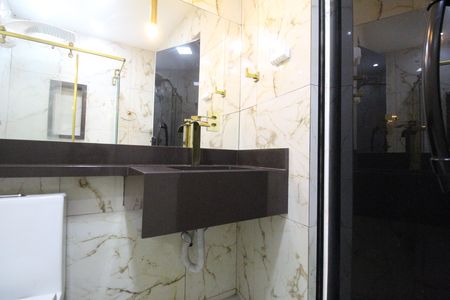 Casa de condomínio para alugar com 160m², 2 quartos e 1 vagaBanheiro