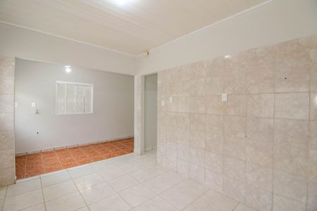 Casa à venda com 330m², 2 quartos e 2 vagasCozinha e Área de Serviço