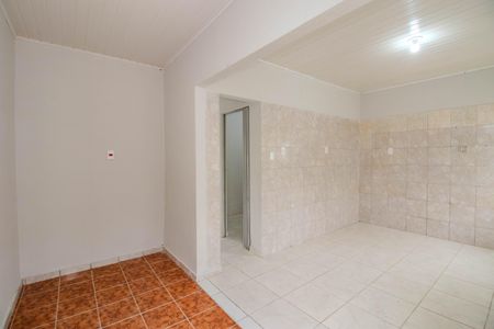 Casa à venda com 330m², 2 quartos e 2 vagasCozinha e Área de Serviço