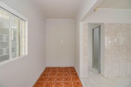 Casa à venda com 330m², 2 quartos e 2 vagasCozinha e Área de Serviço