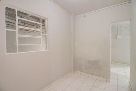Casa à venda com 330m², 2 quartos e 2 vagasEdícula - Quarto