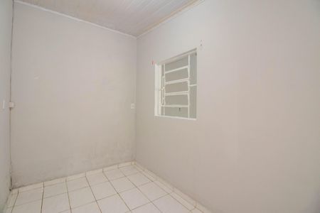 Casa à venda com 330m², 2 quartos e 2 vagasEdícula - Quarto