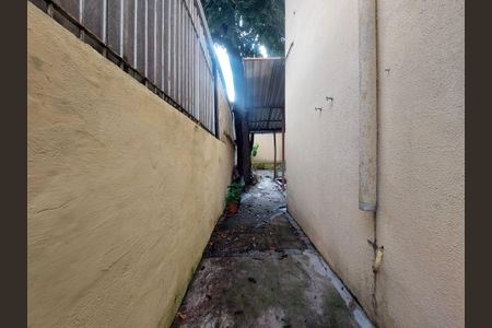 Casa à venda com 230m², 5 quartos e 2 vagasCorredor