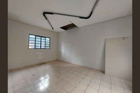 Casa à venda com 230m², 5 quartos e 2 vagasQuarto 3