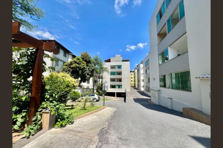 Apartamento à venda com 96m², 3 quartos e 1 vaga Apartamento à venda com 96m², 3 quartos e 1 vagaÁrea Externa condomínio