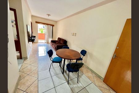 Apartamento à venda com 96m², 3 quartos e 1 vaga Apartamento à venda com 96m², 3 quartos e 1 vagaSala