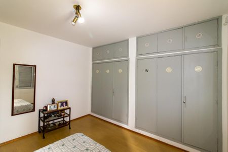 Apartamento à venda com 110m², 2 quartos e 1 vagaQuarto 2
