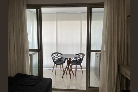 Studio para alugar com 27m², 1 quarto e sem vagaVaranda