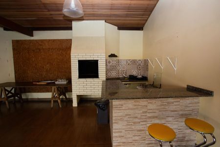 Casa de condomínio para alugar com 80m², 2 quartos e 1 vaga Casa de condomínio para alugar com 80m², 2 quartos e 1 vagaÁrea comum - Salão de festas