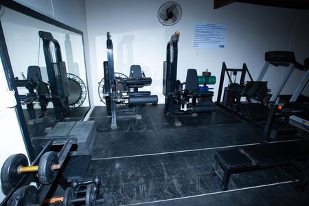 Casa de condomínio para alugar com 80m², 2 quartos e 1 vaga Casa de condomínio para alugar com 80m², 2 quartos e 1 vagaÁrea comum - Academia