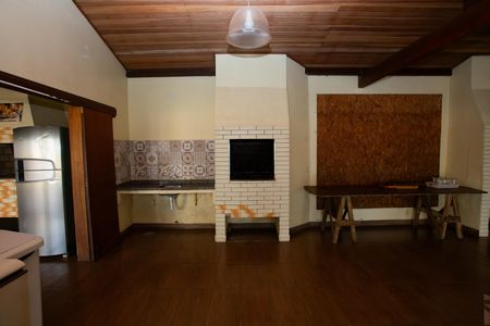 Casa de condomínio para alugar com 80m², 2 quartos e 1 vaga Casa de condomínio para alugar com 80m², 2 quartos e 1 vagaÁrea comum - Salão de festas