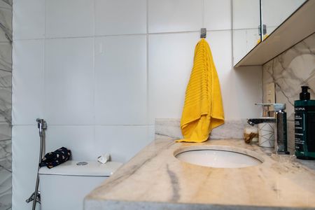 Apartamento para alugar com 80m², 2 quartos e 2 vagas Apartamento para alugar com 80m², 2 quartos e 2 vagasBanheiro da Suíte