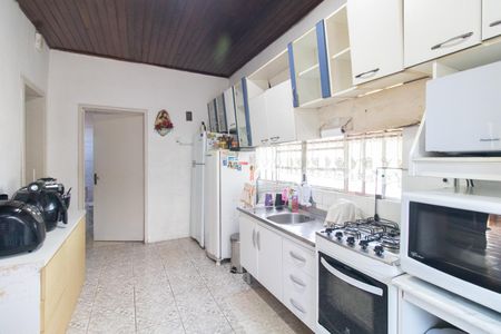 Casa à venda com 502m², 3 quartos e 2 vagas Casa à venda com 502m², 3 quartos e 2 vagasCozinha