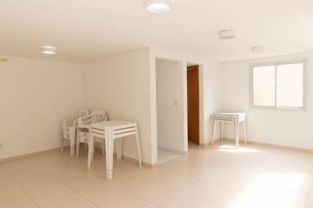 Apartamento para alugar com 53m², 2 quartos e 1 vagaÁrea comum - Salão de festas