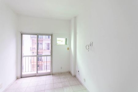 Apartamento para alugar com 85m², 2 quartos e 1 vagaSala