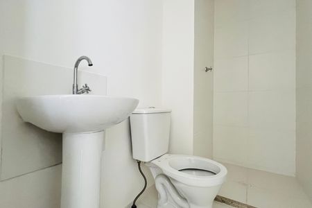 Apartamento à venda com 36m², 2 quartos e 1 vaga Apartamento à venda com 36m², 2 quartos e 1 vagaBanheiro