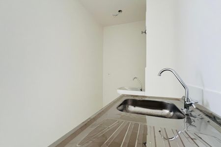Apartamento à venda com 36m², 2 quartos e 1 vaga Apartamento à venda com 36m², 2 quartos e 1 vagaCozinha e Área de Serviço