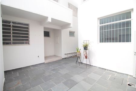 Casa à venda com 290m², 5 quartos e 2 vagasQuintal