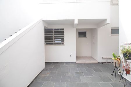 Casa à venda com 290m², 5 quartos e 2 vagasQuintal
