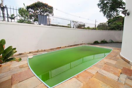 Casa à venda com 290m², 5 quartos e 2 vagasQuintal