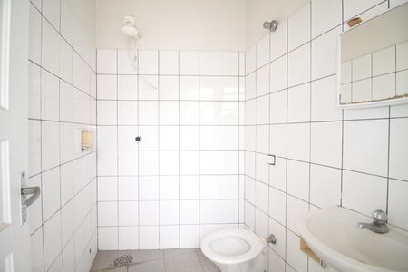 Casa à venda com 290m², 5 quartos e 2 vagasBanheiro de Serviço