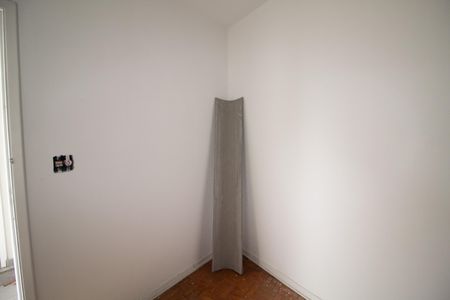 Casa à venda com 290m², 5 quartos e 2 vagasQuarto de Serviço