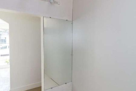 Casa para alugar com 216m², 4 quartos e 2 vagas