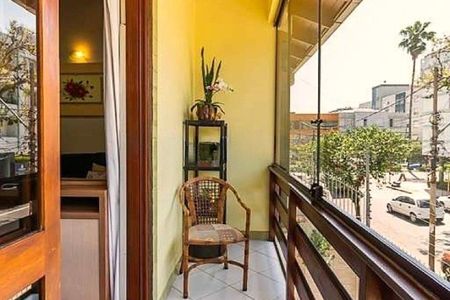 Casa para alugar com 216m², 4 quartos e 2 vagas Casa para alugar com 216m², 4 quartos e 2 vagasvaranda