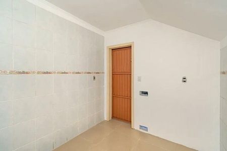 Casa para alugar com 216m², 4 quartos e 2 vagas