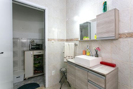 Casa à venda com 192m², 2 quartos e 3 vagasBanheiro