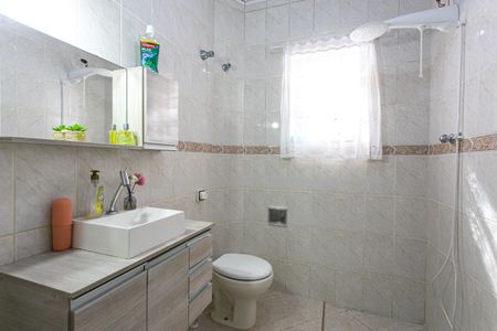 Casa à venda com 192m², 2 quartos e 3 vagasBanheiro